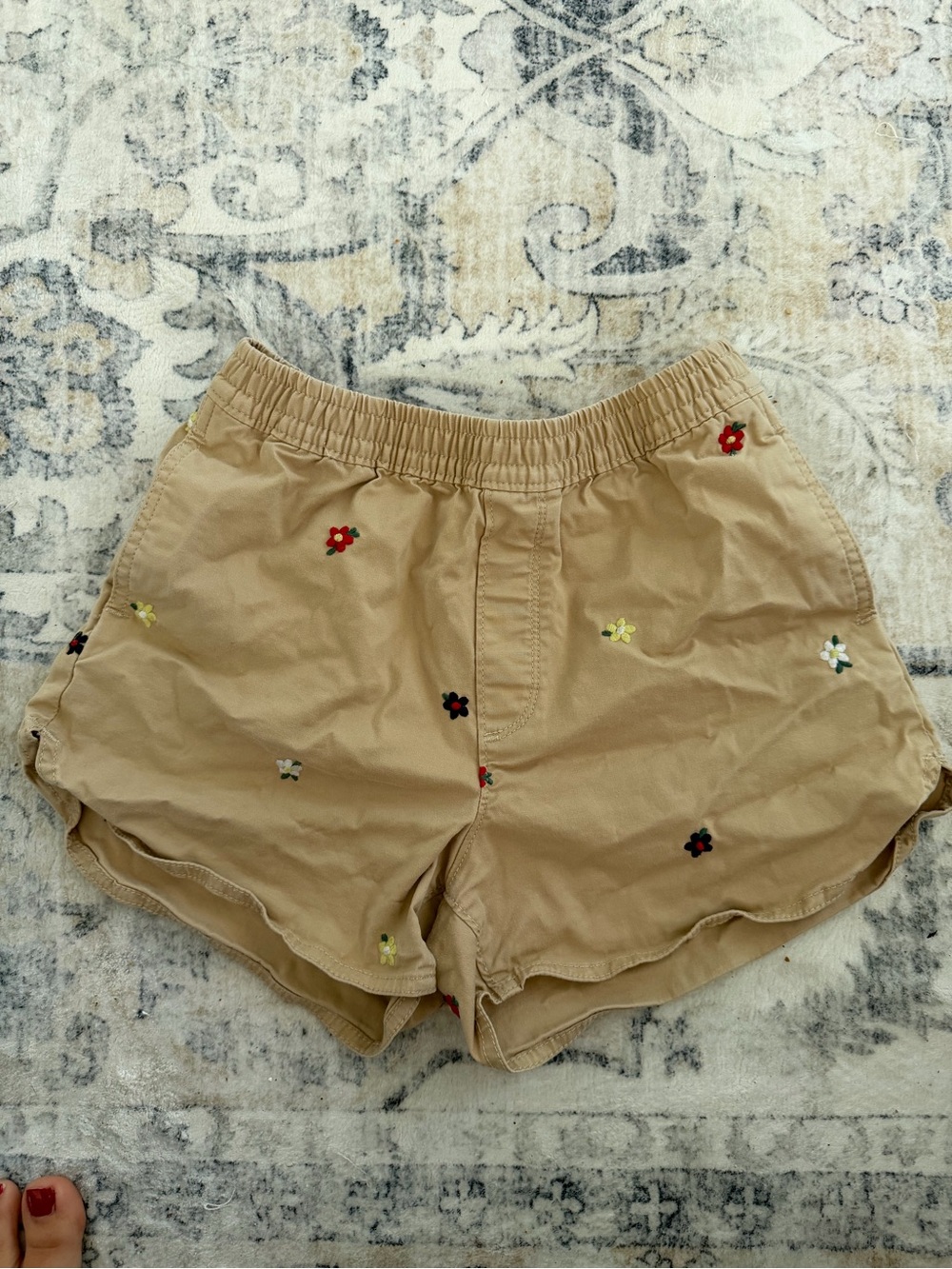 Gap Embroidered Floral Tan kids Shorts